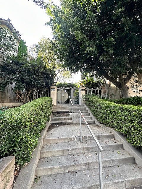 1st image of 1257 N Flores Ave #H2