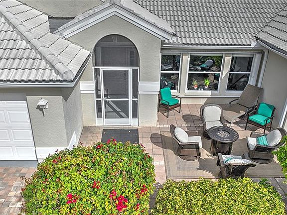 5th image of 5010 Sable Key Cir