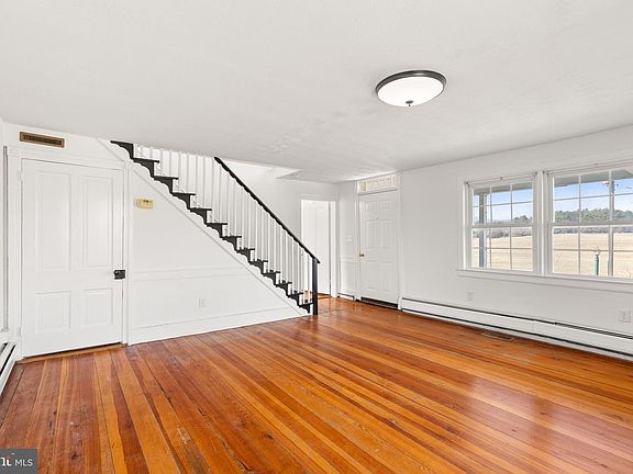 5th image of 3345 Conicville Rd