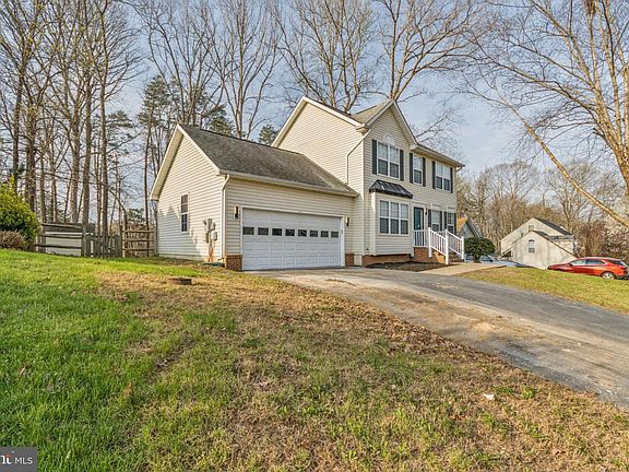 2nd image of 11709 Woodland View Dr
