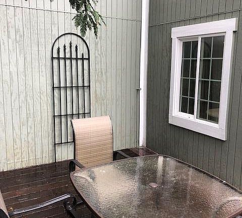 4th image of 10229 Redwood Dr