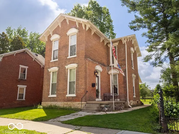 314 W Church St, Cambridge City, IN 47327