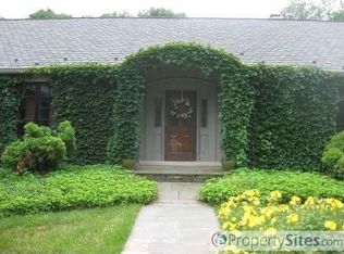 13105 Cedar Ridge Dr, Clifton, VA 20124