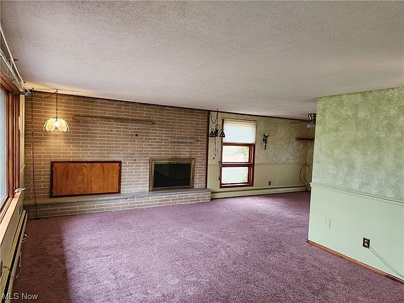 2nd image of 5920 Sunland St
