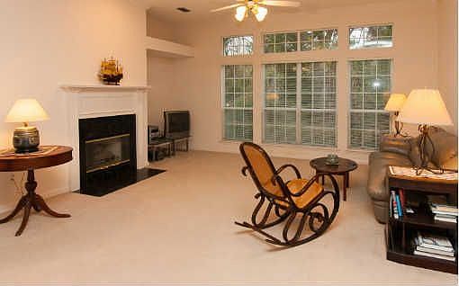 1st image of 2817 Robert Oliver Ave
