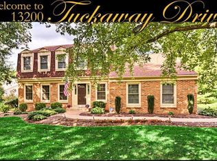 13200 Tuckaway Dr, Herndon, VA 20171