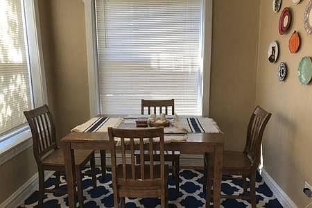 3rd image of 3521 N Broadway St APT 1W