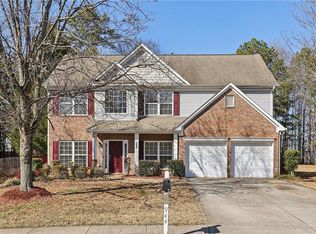 944 Maple Leaf Dr, McDonough, GA 30253