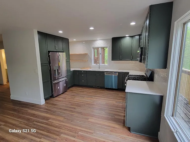 1685 Treetop Ln — Photo 10