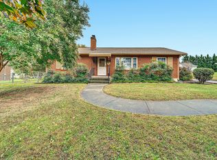 1138 Highland Rd, Salem, VA 24153