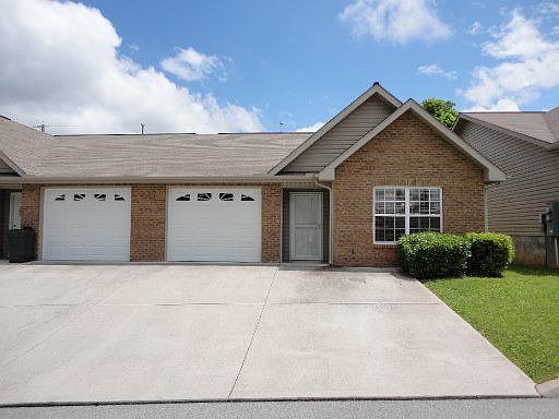 1st image of 3740 Willow Falls Way