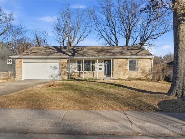 8701 Jarboe St, Kansas City, MO 64114