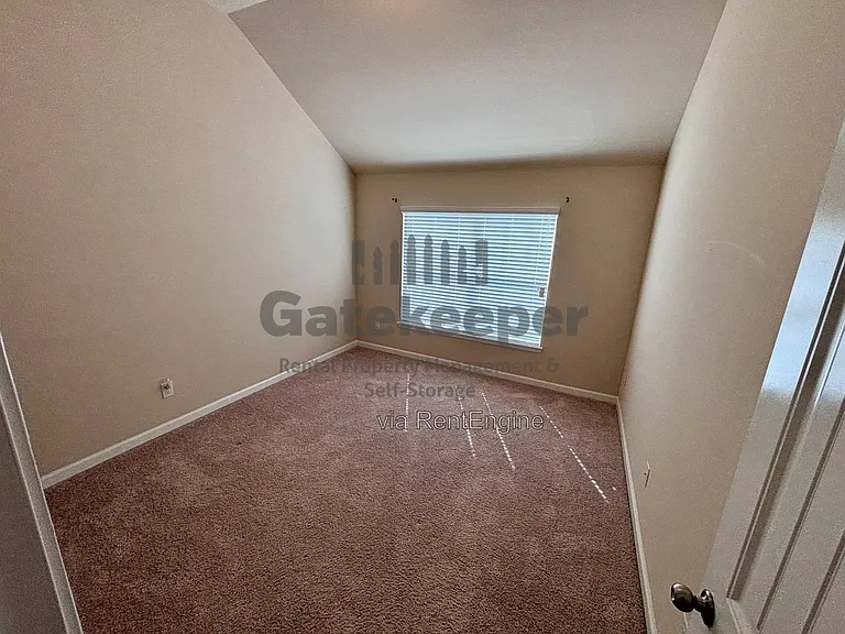 4743 Chickadee Ln — Photo 19