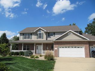 407 Kingsbury Rd, Metamora, IL 61548