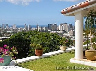 846 Alewa Dr, Honolulu, HI 96817