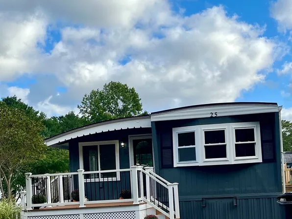 25 Roby St, Wareham, MA 02571