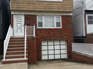 14 George St, Bayonne, NJ 07002