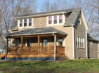 3070 N Reed Station Rd, De Soto, IL 62924