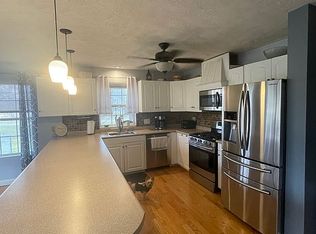 823 Beech St, Lake Odessa, MI 48849
