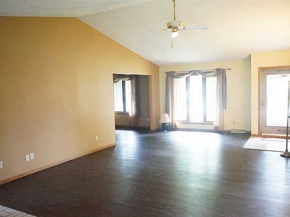 3rd image of 2786 Atherton Ln