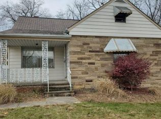 5475 Oakwood Ave, Maple Hts, OH