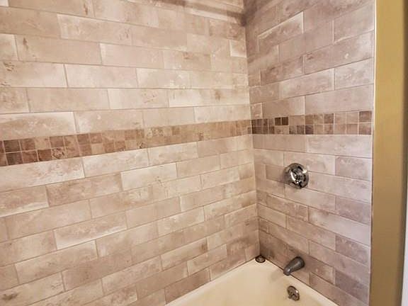 5th image of 196 Park St #2