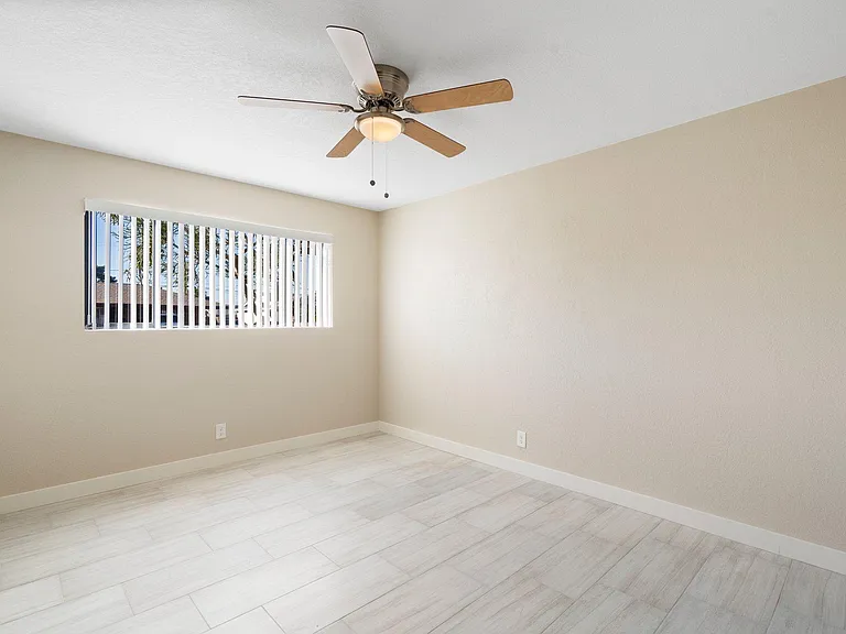 3120 W Columbine Dr — Photo 19