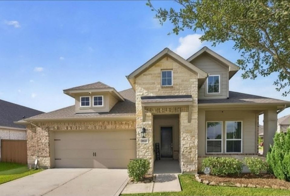 1st image of 11927 Clearview Cove Dr