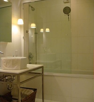 3rd image of 15 Broad St APT 2528