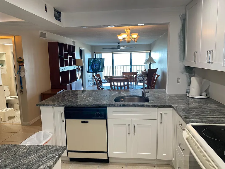 10150 S Ocean Dr #412 — Photo 12
