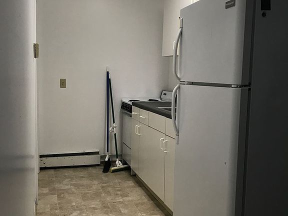 5th image of 147 Hunt Ct #2