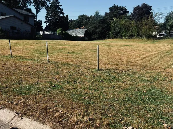 3XX Belmont Ln E, Saint Paul, MN 55117