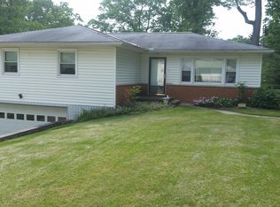 2051 Thomas Ln, Zanesville, OH 43701