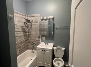 4400 W Jackson Blvd #3W, Chicago, IL 60624