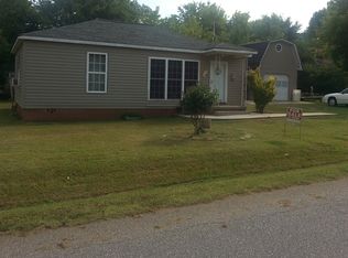 2224 Catawba Heights Rd, Lincolnton, NC 28092