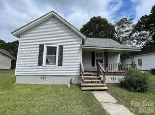 23 Selma Dr, Mooresville, NC 28115