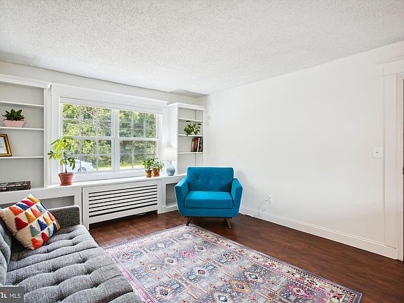 3rd image of 1734 W Abingdon Dr APT 103