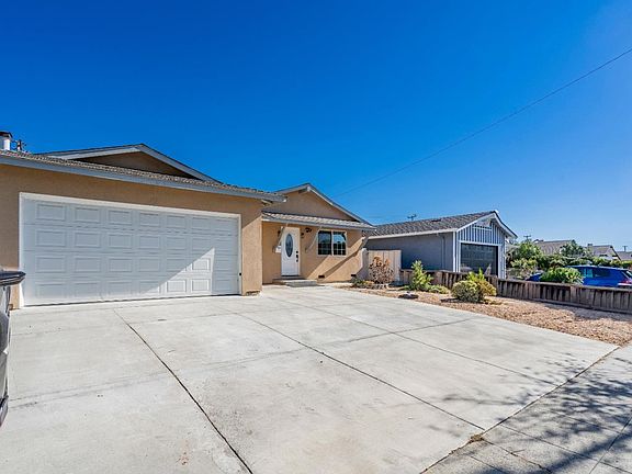 2nd image of 3280 Blue Mountain Dr