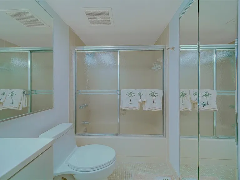 17900 Gulf Blvd #1B — Photo 29
