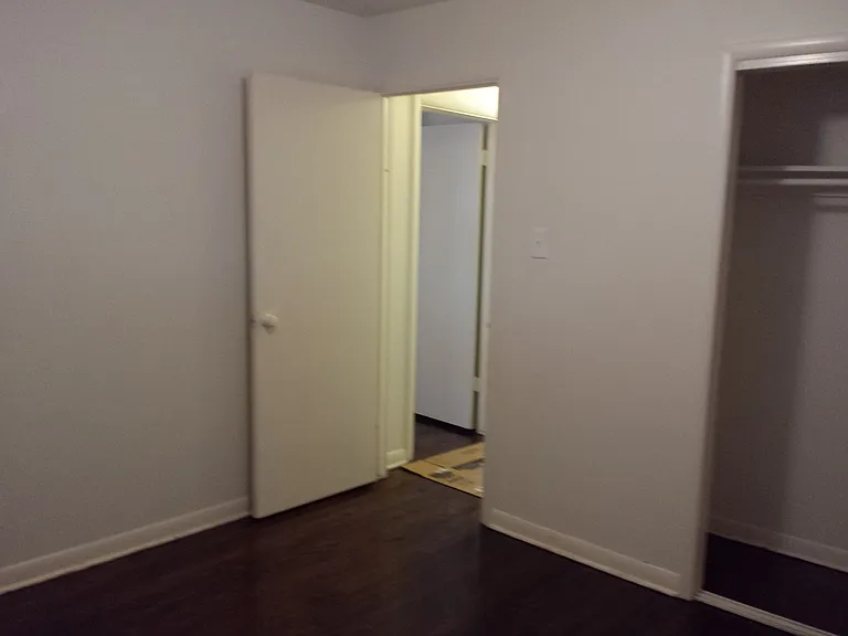 186 S Yates Way — Photo 6