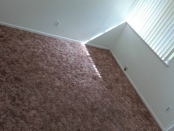 4th image of 506 N Hart Dr