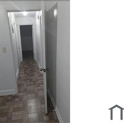 3rd image of 622 NW 21st Ter #1