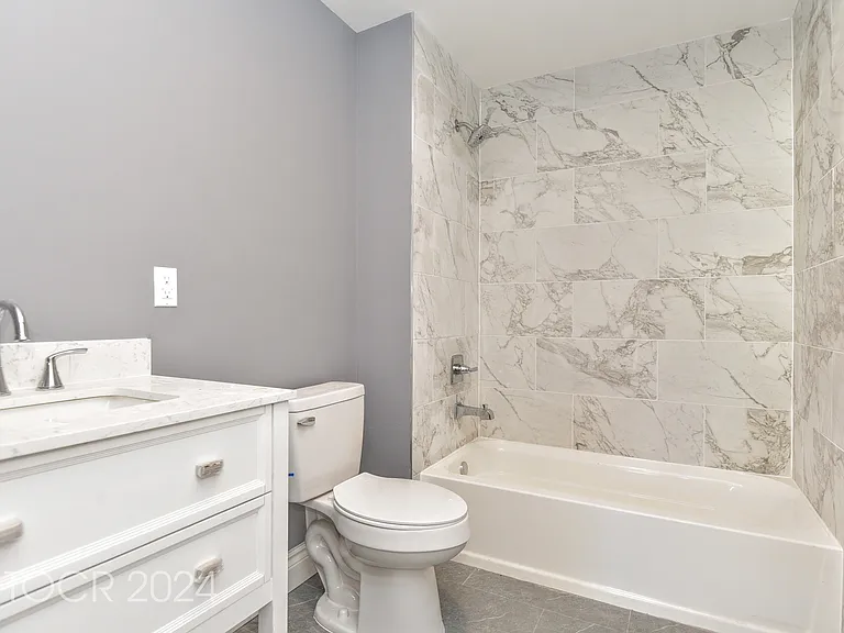 164-168 Atlantic St #303 — Photo 12