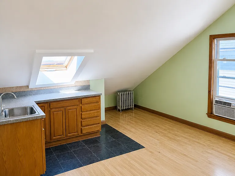 21 Union St #7 — Photo 1