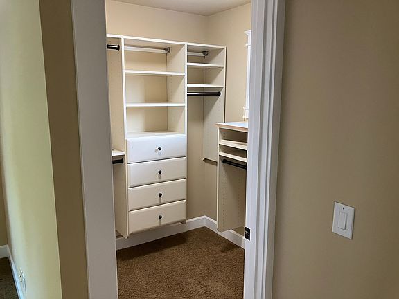 2nd image of 2612 NE Park Dr