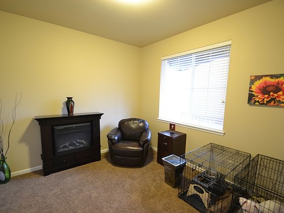 3rd image of 2103 NE 158th Cir