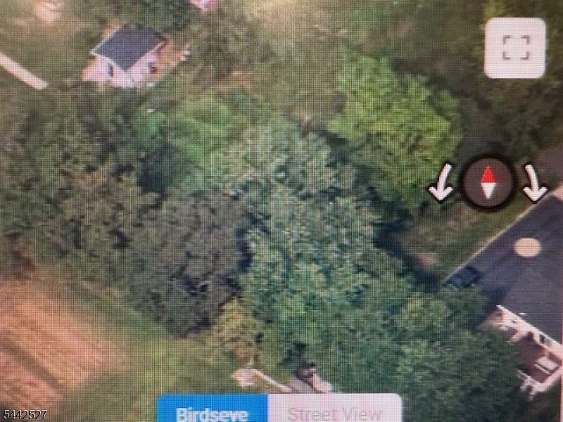 2nd image of 50 Dekalb St