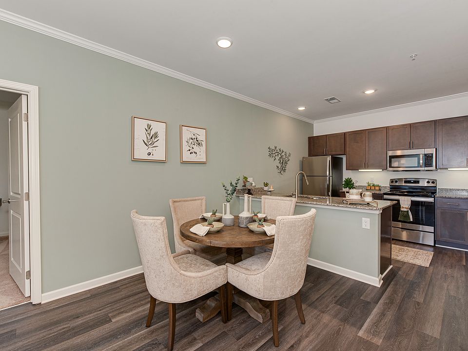 1st image of 321 E Park Rd #309-334