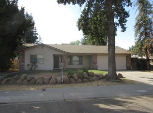 1101 E Feemster Ave, Visalia, CA