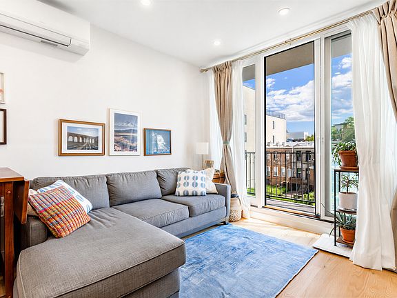 4th image of 412 Fenimore St APT 3B